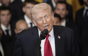 Donald Trump afirmó que el régimen de Cuba caerá pronto y anticipa negociaciones lideradas por Marco Rubio, tras la reciente operación militar en Irán.
