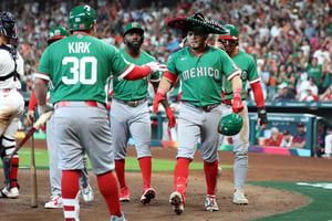    México derrotó 8-2 a Gran Bretaña en su debut en el Clásico Mundial de Beisbol 2026, con rally de ocho carreras en los innings finales.  La Selección