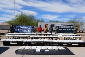 Autoridades federales aseguraron más de media tonelada de metanfetamina en un retén militar de Sonora durante revisiones preventivas; tres hombres fueron