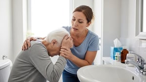 Millones de personas que cuidan a familiares enfrentan una carga física y emocional considerable, lo que repercute negativamente en su salud mental y bienestar