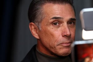 El actor y diputado Sergio Mayer fue eliminado de La Casa de los Famosos tras tres semanas de competencia, sorprendiendo a los participantes y seguidores