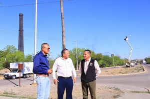 El Gobierno de San Juan de Sabinas, encabezado por el alcalde Óscar Ríos Ramírez, refuerza la seguridad y moderniza calles con la instalación de nuevas