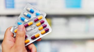 Una investigación reciente publicada en la revista Nature Medicine reveló que algunos tratamientos con antibióticos pueden provocar cambios en el microbioma