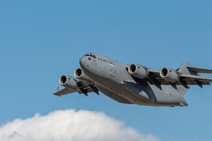 Un avión de reabastecimiento estadounidense se estrelló en Irak durante la operación Epic Fury; el ejército asegura que no hubo fuego hostil y continúan
