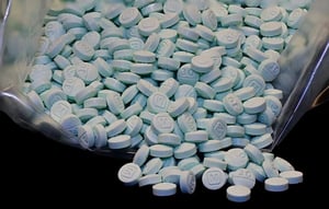 México logró que la ONU adopte una resolución para evitar el uso ilegal de equipos en la producción de drogas sintéticas, incluyendo el fentanilo.  La Comisión