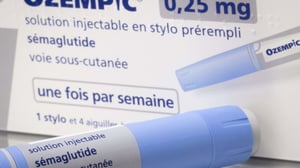 La evidencia creciente sugiere que los medicamentos GLP-1, ampliamente conocidos por ayudar a perder peso, podrían tener también un potencial para tratar