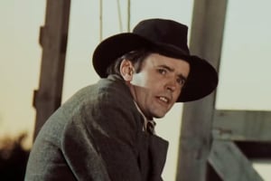 El actor Matt Clark, reconocido por su participación en “Volver al futuro III” y múltiples westerns, falleció a los 89 años en Texas.  El actor Matt Clark,