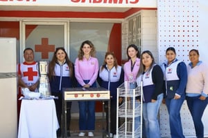 La Cruz Roja de Sabinas recibió utensilios de cocina del DIF Coahuila, fortaleciendo sus operaciones y destacando el compromiso comunitario y la solidaridad