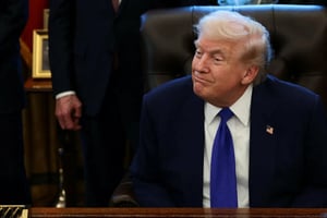 El presidente de Estados Unidos, Donald Trump, ha reconocido en conversaciones privadas con su círculo cercano que algunas de sus políticas