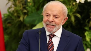 El presidente brasileño, Luiz Inácio Lula da Silva, reveló este viernes que ofreció a su par mexicana, Claudia Sheinbaum, una alianza entre las petroleras