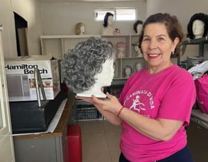 La Entrevista con- Lourdes Ramírez LealPresidenta de la fundación Por Una Vida Digna Contra el Cáncer.  La historia de la fundación Por Una Vida Digna contra