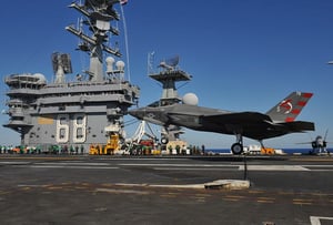 Delegación mexicana realizó visita protocolaria al portaaviones USS Nimitz en aguas internacionales del Pacífico, en el marco de cooperación y relaciones