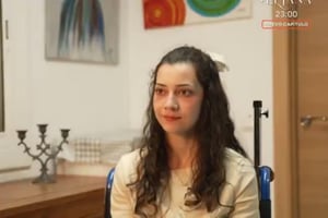 Noelia, joven parapléjica de 25 años, recibirá la primera eutanasia por depresión en España tras años de sufrimiento físico y psicológico.  España registra