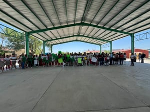 Con una inversión cercana a los cuatro millones de pesos, el Gobierno del Estado llevó a cabo la entrega de una nueva techumbre en la escuela primaria Benito
