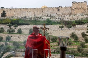 La prohibición de misa de Domingo de Ramos en Jerusalén por parte de Israel genera críticas internacionales y denuncias por vulneración a la libertad