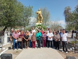 Autoridades y ciudadanía de Múzquiz conmemoraron el 57 aniversario de la tragedia minera de Barroterán, recordando a 153 trabajadores fallecidos con ceremonia