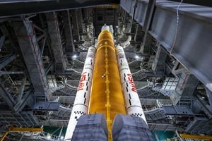 La NASA se prepara para el histórico lanzamiento de Artemis II, la primera misión tripulada en más de 50 años que sobrevolará la Luna.   La Administración
