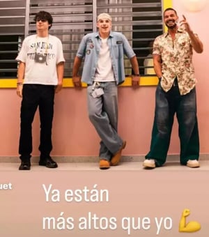 Viaje familiar combina música, adrenalina y momentos inolvidables juntos.  Los mellizos Valentino y Matteo, hijos de Ricky Martin, acompañaron al artista
