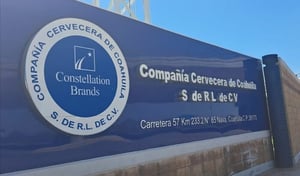 Habitantes y productores de la región norte de Coahuila denunciaron que la empresa Constellation Brands mantiene un alto consumo de agua con tarifas bajas,