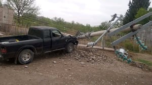 Autoridades municipales levantaron el reporte correspondiente.  Ocampo, Coah. — Un accidente vial registrado durante la mañana del domingo movilizó a cuerpos