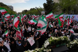 Pakistán solicitó a Estados Unidos extender dos semanas el plazo a Irán para lograr un acuerdo, mientras continúan negociaciones en medio de tensiones en Medio
