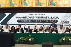 El Plan B de reforma electoral de Claudia Sheinbaum fue aprobado en comisiones de la Cámara de Diputados y será discutido en el pleno este miércoles.