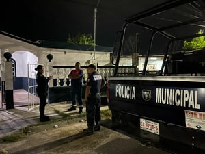 Un sujeto identificado como Mario intentó ingresar a una vivienda la noche del jueves en la calle Niños Héroes, pero huyó tras la llegada de la policía