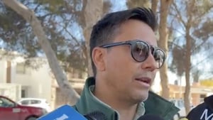 Saltillo, Coahuila, 10 de abril de 2026.- La granizada registrada este jueves en la ciudad dejó saldo blanco, con daños menores como vidrios rotos en viviendas