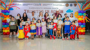 Niñas y niños concluyeron su participación en el campamento de Semana Santa 'Talentos en Acción', desarrollado en la Casa de la Cultura, donde realizaron