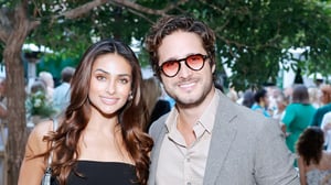 El actor Diego Boneta confirmó el fin de su relación con Renata Notni tras cinco años, destacando respeto mutuo y una separación que terminó en buenos