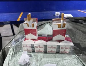 Elementos de la Semar y autoridades aduaneras aseguraron cigarros irregulares, armas y drogas en operativos simultáneos en AICM, Chiapas y Acapulco este