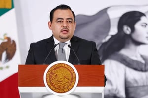 El gobierno federal iniciará el 18 de mayo la entrega de tarjetas de la Beca Rita Cetina para primaria, tras recibir 7.2 millones de registros.  El coordinador