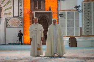 Líderes internacionales expresaron respaldo al Papa León XIV tras críticas de Donald Trump, destacando su postura a favor de la paz en contexto global.