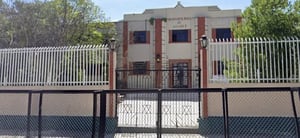 Saltillo, Coahuila, 13 de abril de 2026.- Actos de vandalismo en la escuela secundaria Margarita Maza de Juárez obligaron a suspender actividades y enviar
