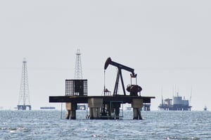 México compite con más de una decena de países por inversiones petroleras en medio de tensión energética global, advirtió Amexhi en convención anual en CDMX