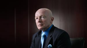El inversionista Mark Mobius, referente global de mercados emergentes, falleció en Singapur a los 89 años tras décadas impulsando inversiones internacionales
