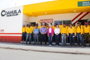 Autoridades estatales y municipales inauguraron en Múzquiz la remodelación del edificio de brigadistas forestales, entregaron equipo y reforzaron operaciones