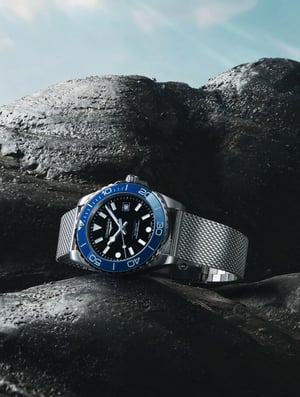 Entre elegancia atemporal y espiritu aventurero, Longines presenta una nueva etapa de HydroConquest junto a Henry Cavill.  La firma suiza Longines vuelve