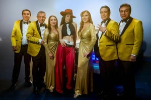 Belinda y Los Ángeles Azules estrenaron “Por ella”, tema oficial del Mundial 2026 que mezcla cumbia y pop, con un videoclip lleno de símbolos mexicanos.