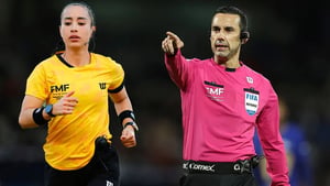   César Arturo Ramos, árbitro que estará en su tercera Copa del Mundo este 2026, realizó una poderosa defensa hacia Katia Itzel García. 'Katia es un gran
