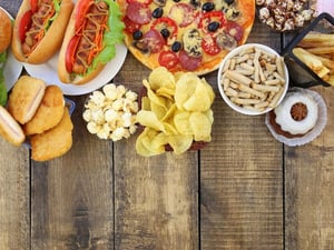 Un estudio reciente señala que el consumo de alimentos ultraprocesados no solo está relacionado con el aumento de grasa abdominal, sino también