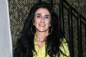 La actriz y comediante Bárbara Torres fue hospitalizada en Matamoros tras desvanecerse en su hotel durante su visita por funciones teatrales en Tamaulipas.