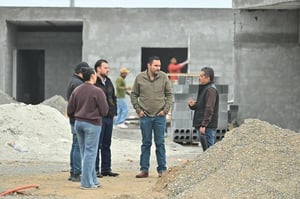 El proyecto atiende compromisos derivados de mesas de trabajo entre autoridades y el sindicato, enfocados en mejorar las condiciones de la base laboral.