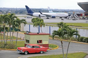 Estados Unidos envió un avión a Cuba para recuperar a un menor en medio de una investigación por presunto secuestro vinculado a una disputa de custodia