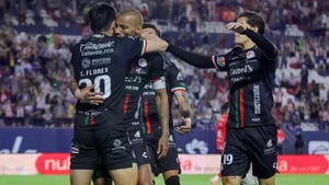    Atlético San Luis venció 2-0 a Santos en el Alfonso Lastras en su último partido como local del Clausura 2026.  Atlético San Luis le dijo adiós a su afición