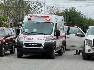   Un hombre de 23 años resultó con fracturas en tibia y peroné luego de ser brutalmente agredido y abandonado en un terreno baldío cercano a un campo de fútbol