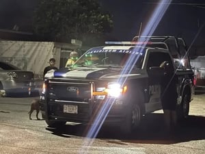 El ataque fue directo en su domicilio.  Un joven fue sorprendido y golpeado por un grupo de hombres que irrumpieron frente a su vivienda en plena madrugada,