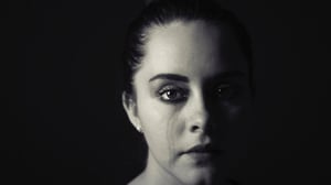 El trastorno bipolar es una afección psiquiátrica compleja que influye en el estado de ánimo, los niveles de energía y la capacidad de llevar a cabo
