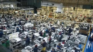 Jaropamex en Sabinas abre convocatoria laboral para personal con experiencia en costura, ofreciendo bonos, contratación inmediata y entrevistas presenciales