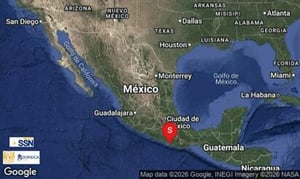 Un sismo registrado la mañana de este lunes activó protocolos de monitoreo en la Ciudad de México, sin que hasta el momento se reporten daños.  El Servicio